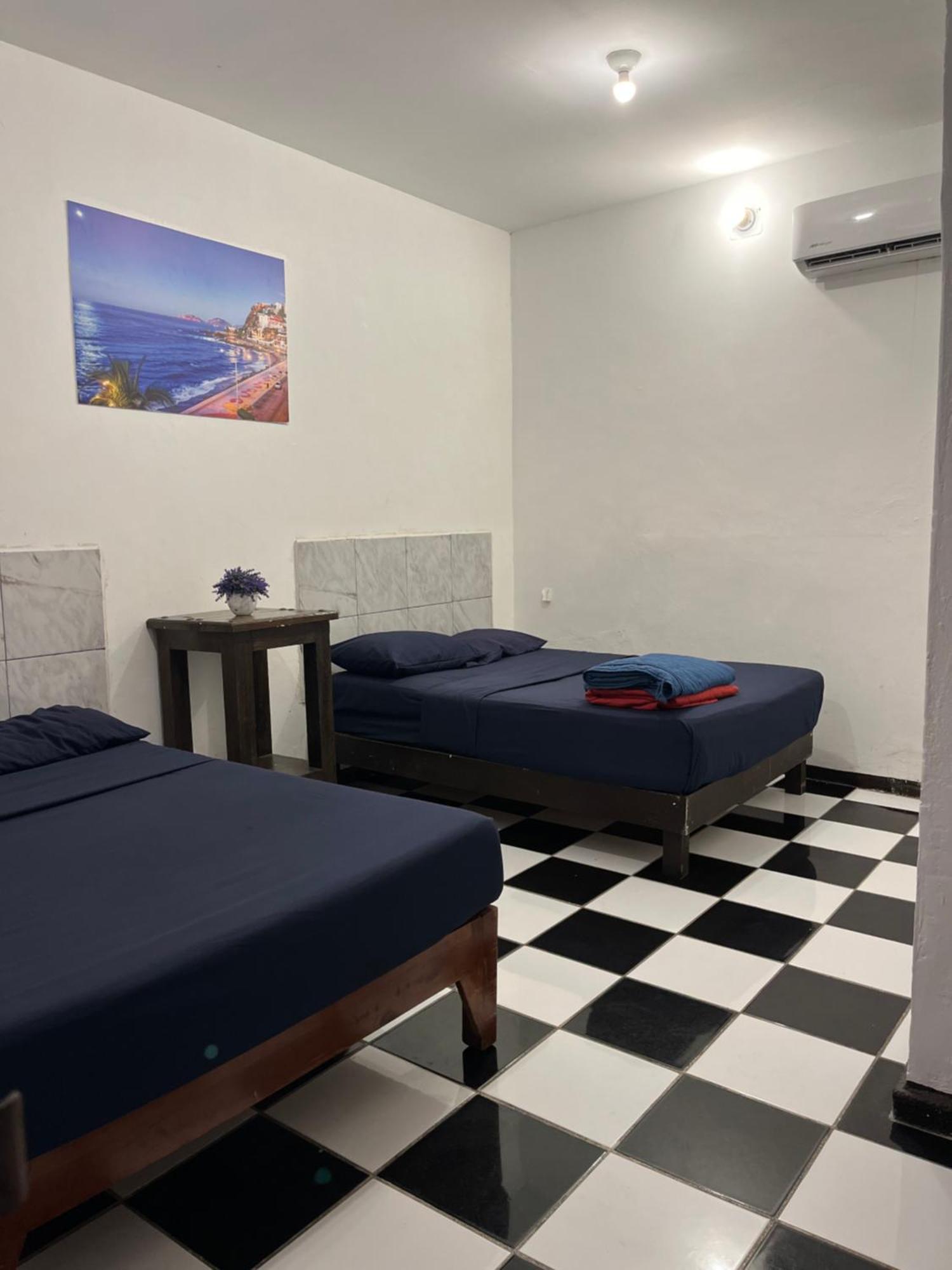 Hostal Perla Mazatlán Kültér fotó